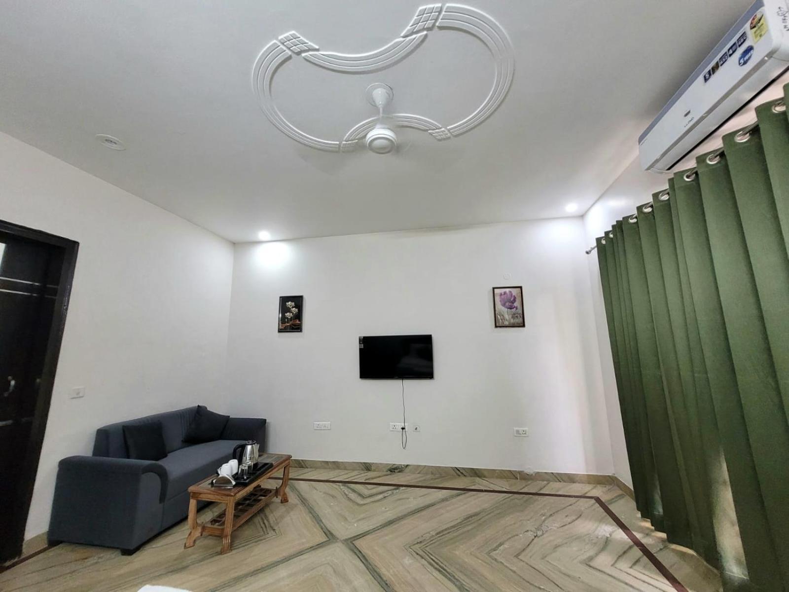 Raj Residency Stay Gurgaon Buitenkant foto