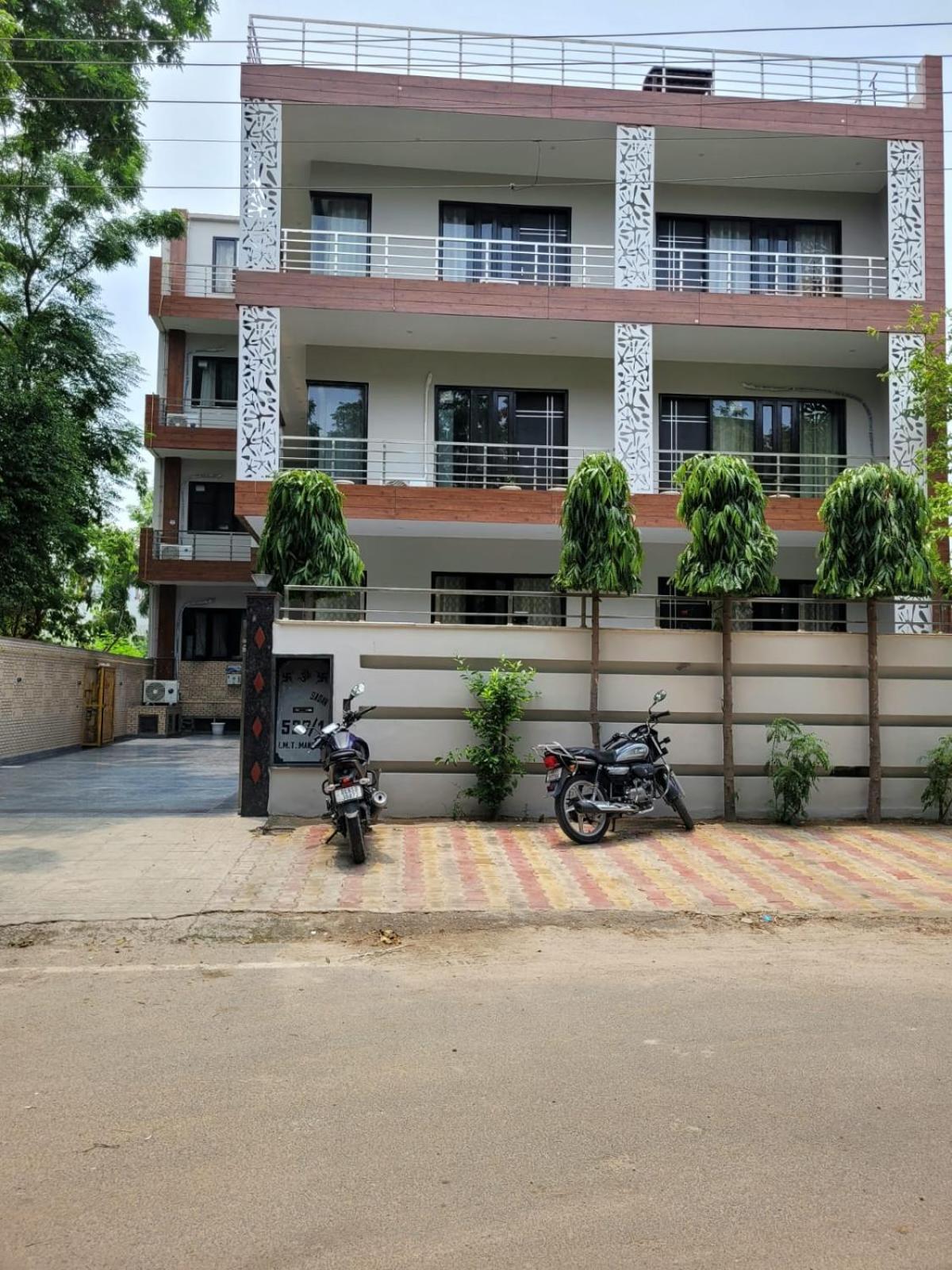 Raj Residency Stay Gurgaon Buitenkant foto